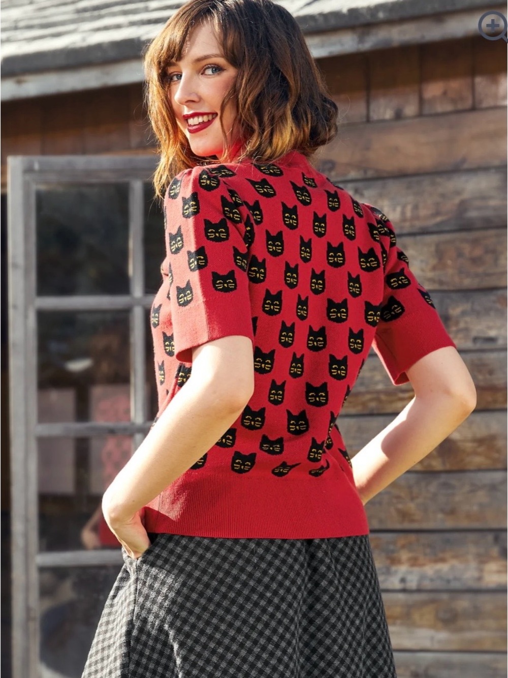 ModCloth Retro Radiance Puff Sleeve Sweater in Catnip Crimson. EUC. Sz M - Picture 4 of 5